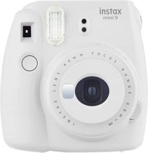 Best 5 Modern Polaroid Cameras On The Market In 2022 Reviews